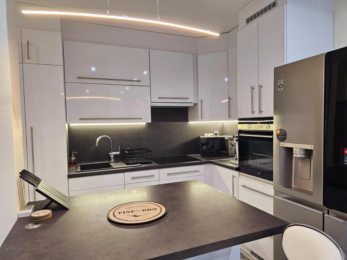 Апартаменты Urban Loft Шальготарьян Экстерьер фото